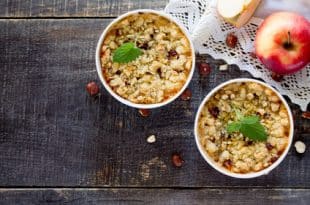 Rezept für Apfel-Crumble ohne Zucker