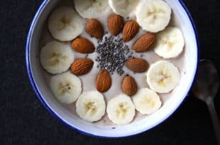 Rezept für eine Chai Smoothie Bowl ohne Zucker