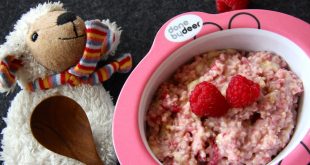 Rezept für Dinkelgrießbrei für Babys mit Himbeeren