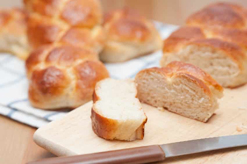 Rezept für einen Hefezopf ohne Zucker